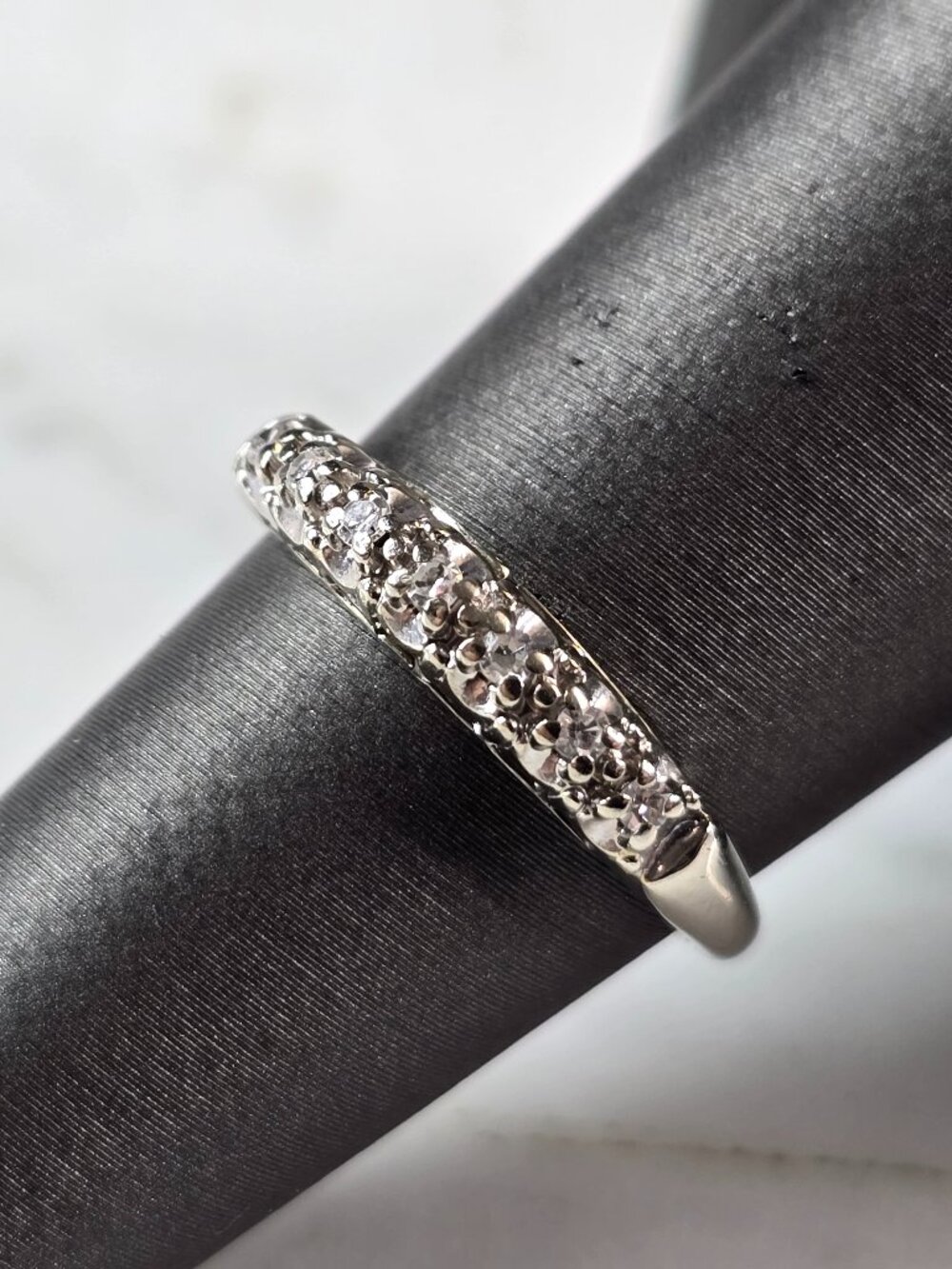 Womens Vintage Estate 14K White Gold Diamond Ring 2.4g #E7261
